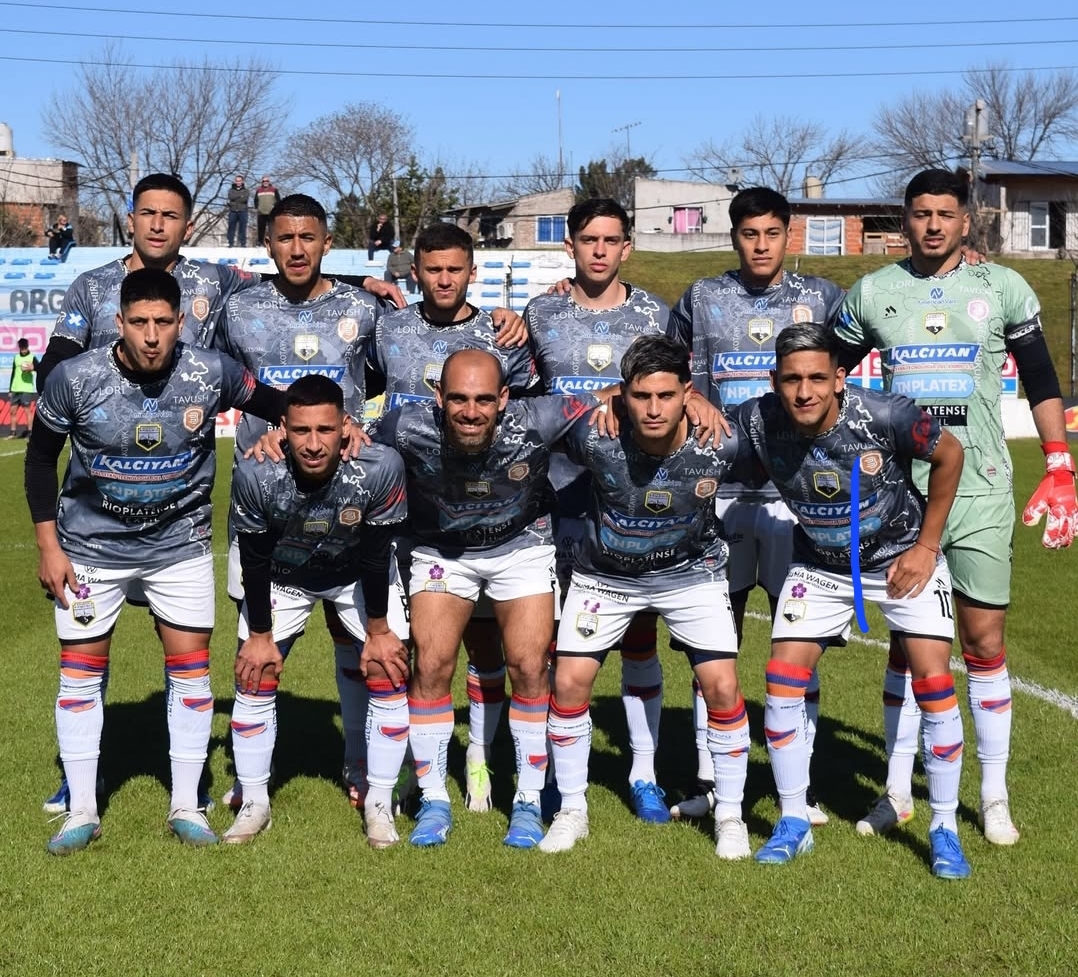 Armenio se trajo un buen punto de Merlo pero no pudo subirse a la punta