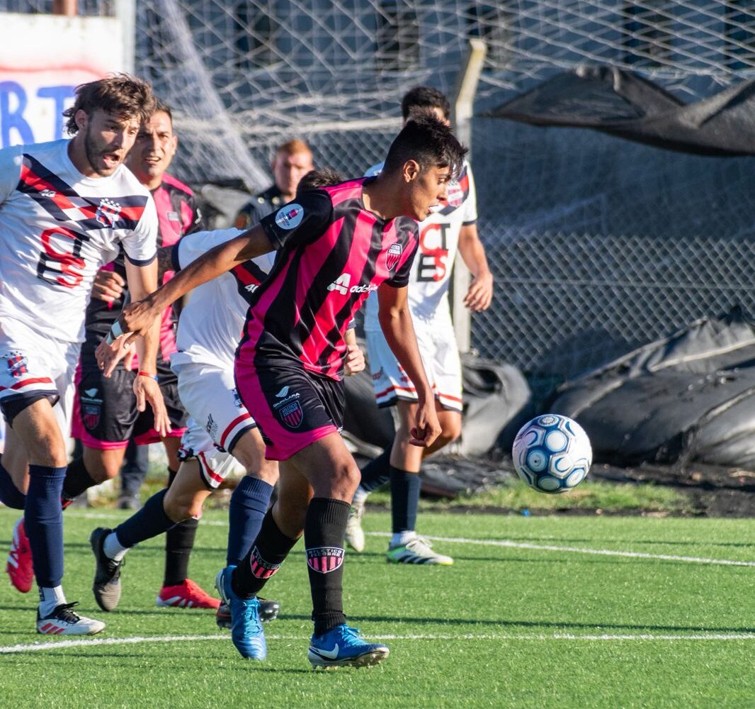 Atlético Escobar va por el pase a las finales del Regional Amateur