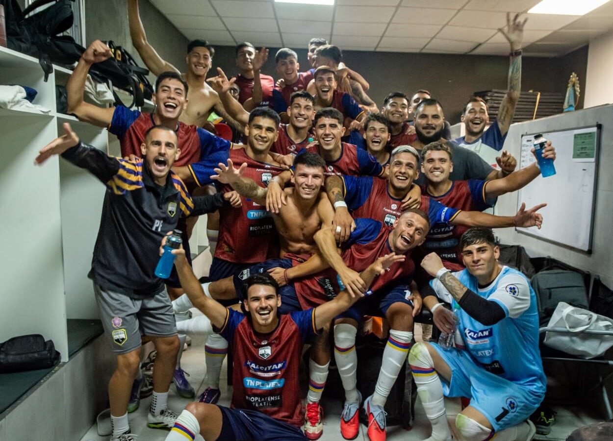 El Tricolor debutó en el campeonato con un buen triunfo de visitante
