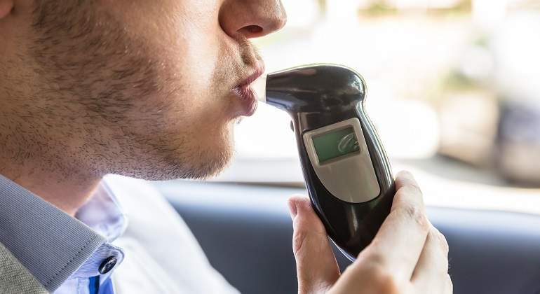 Iban alcoholizados, con sus hijos y rumbo a viajes largos: dos tragedias que la frenadas a tiempo en la ruta 9