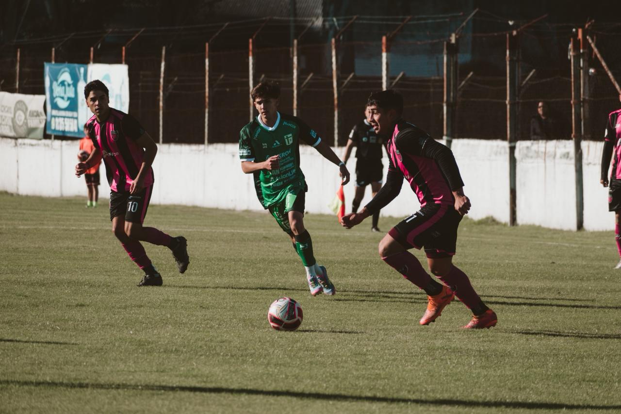 Maschwitz: Atlético Escobar no pudo con Sportivo Belgrano